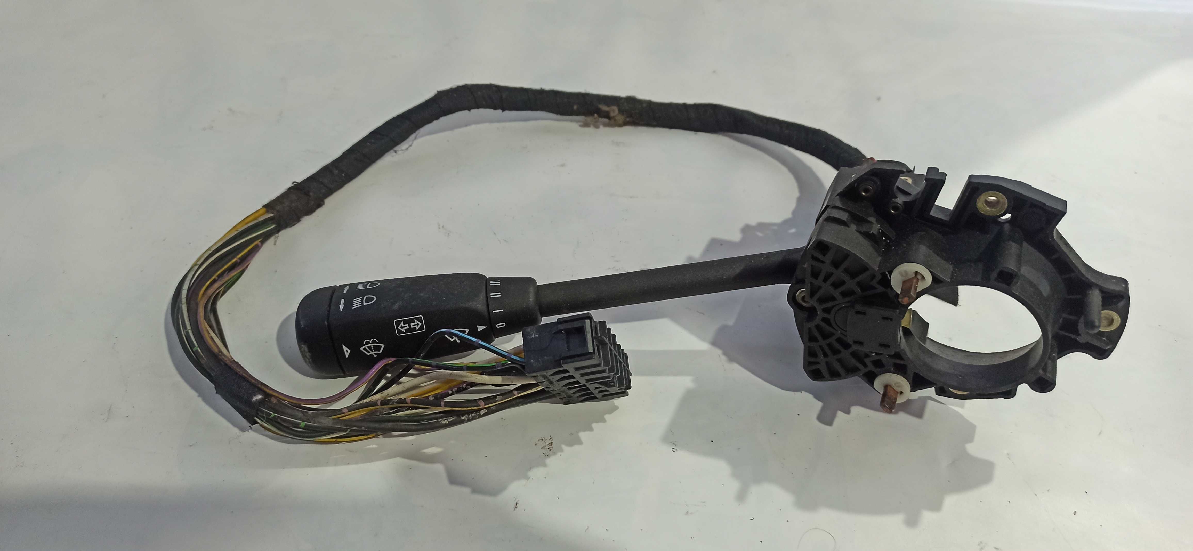 Manete de piscas escovas e luzes Mercedes 190  w201