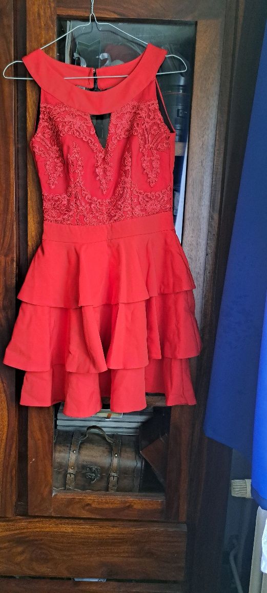 Sukienka czerwona r34