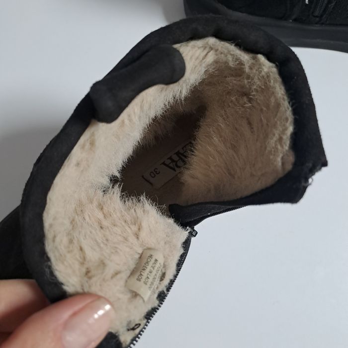 Уги zara 30р. Вживані