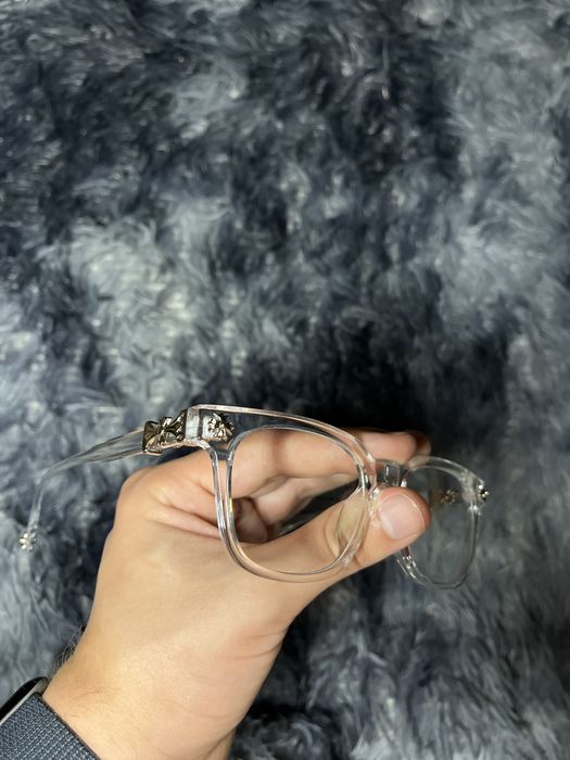 Nowe przezroczyste okulary odbijajce niebieskie swiatlo
