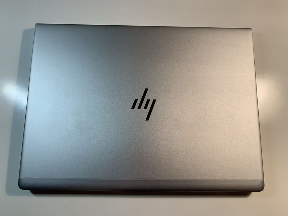 HP elitebook 830 g 5