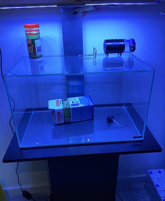 Aquario 50cm com movel e acessorios