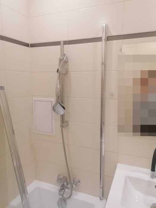 Szyba prysznicowa parawan prysznicowy nawannowy ruchomy