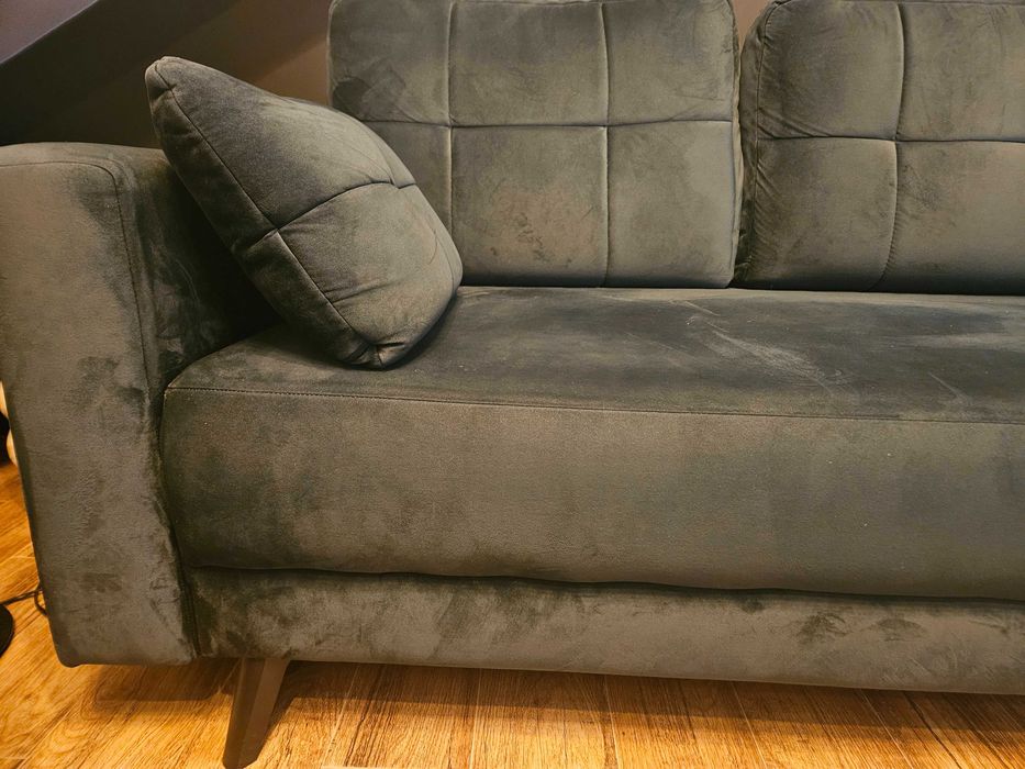 Sprzedam 3-osobową wersalkę