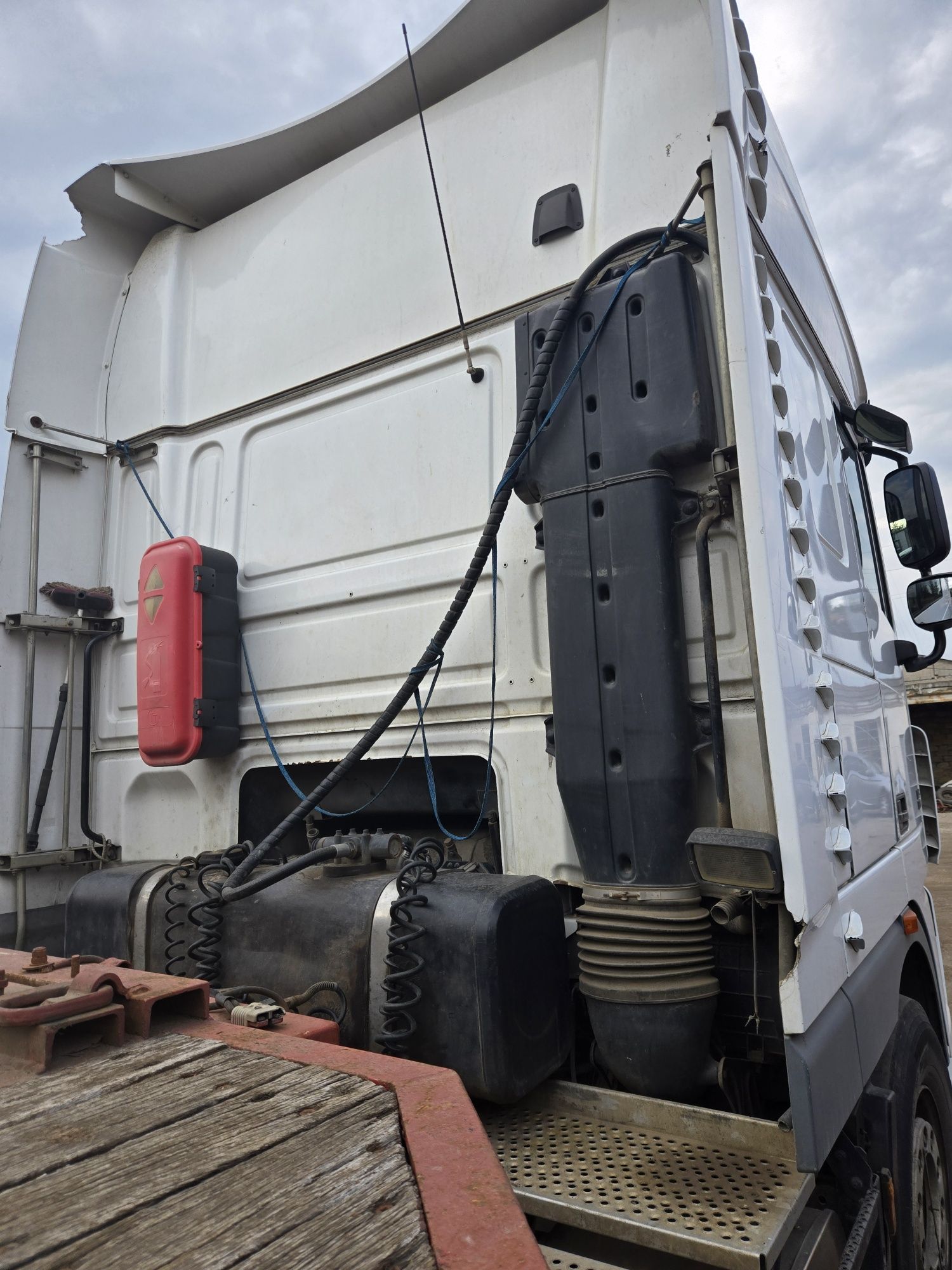DAF FTG XF105 вместе с прицепом