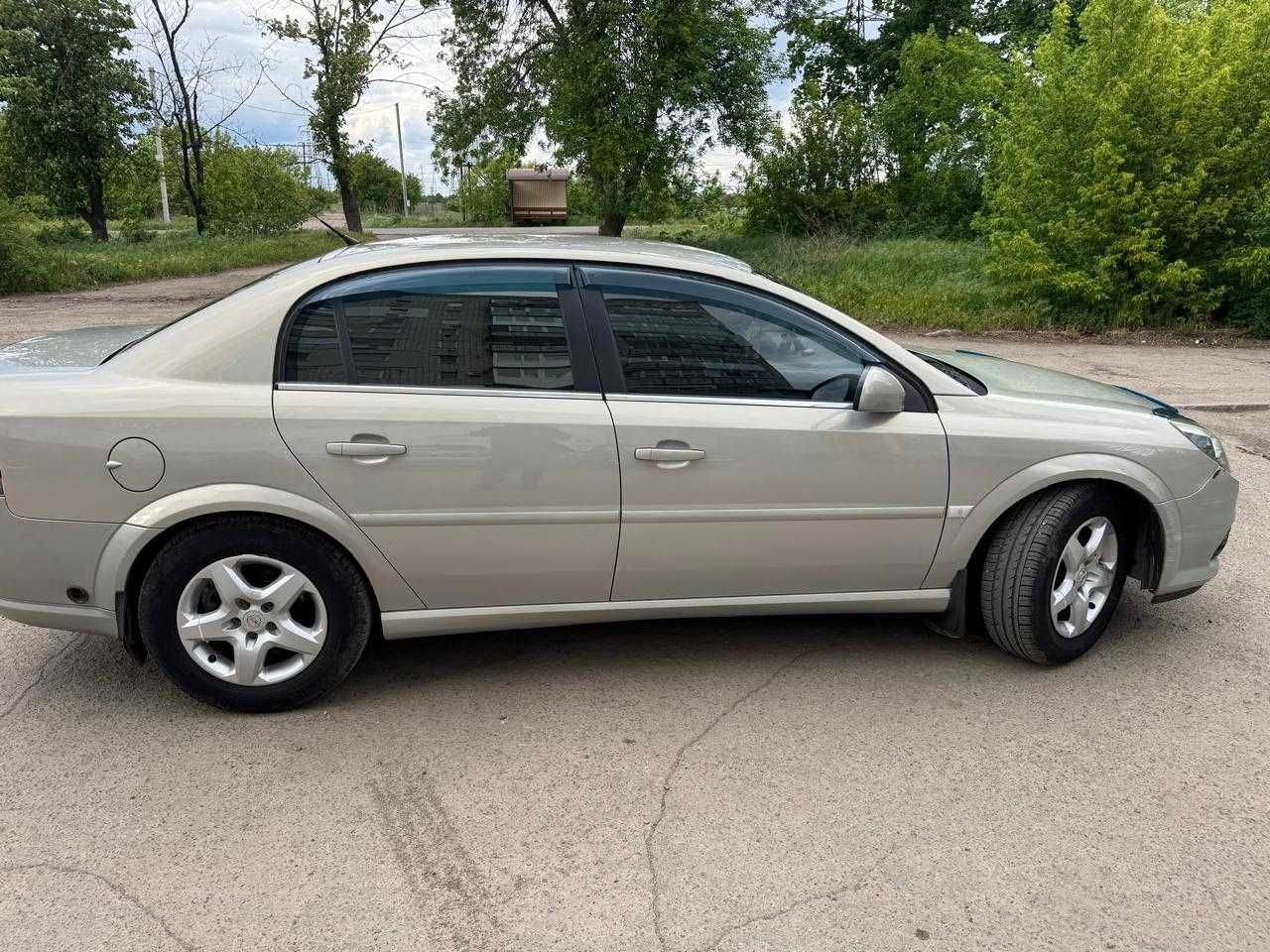 Продам свой Opel Vectra C 2,2 газ/бензин