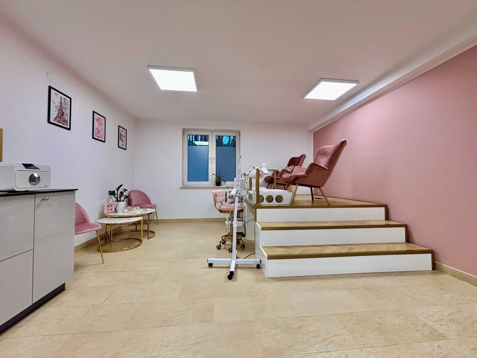 2-poziomowy lokal usługowy 80 m² I Branża beauty lub usługi I Parking