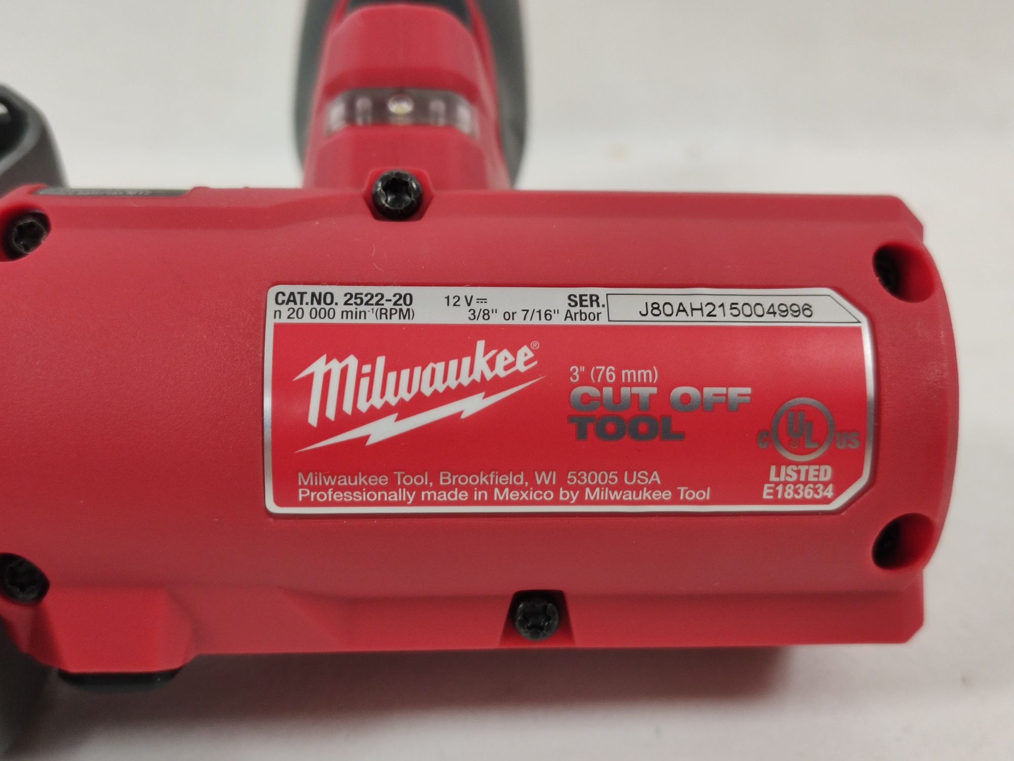 Безщіткова відрізна шліфувальна дискова пила Milwaukee 2522-20 M12 FUE