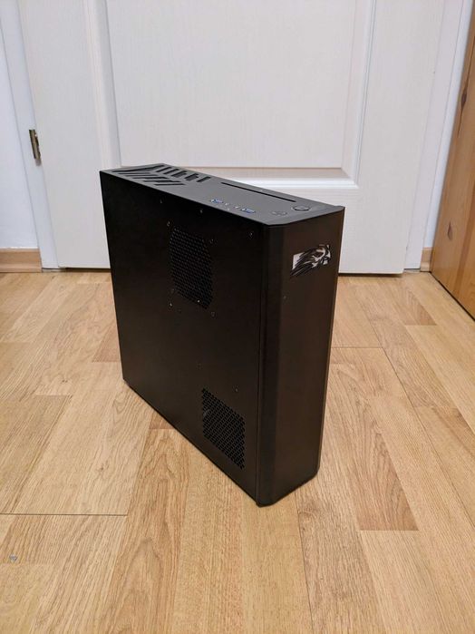 Obudowa Falcon NW Tiki MiniITX SFF