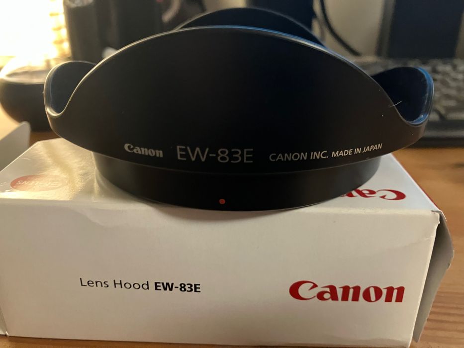 Oryginalna osłona tulipan Canon EW-83E