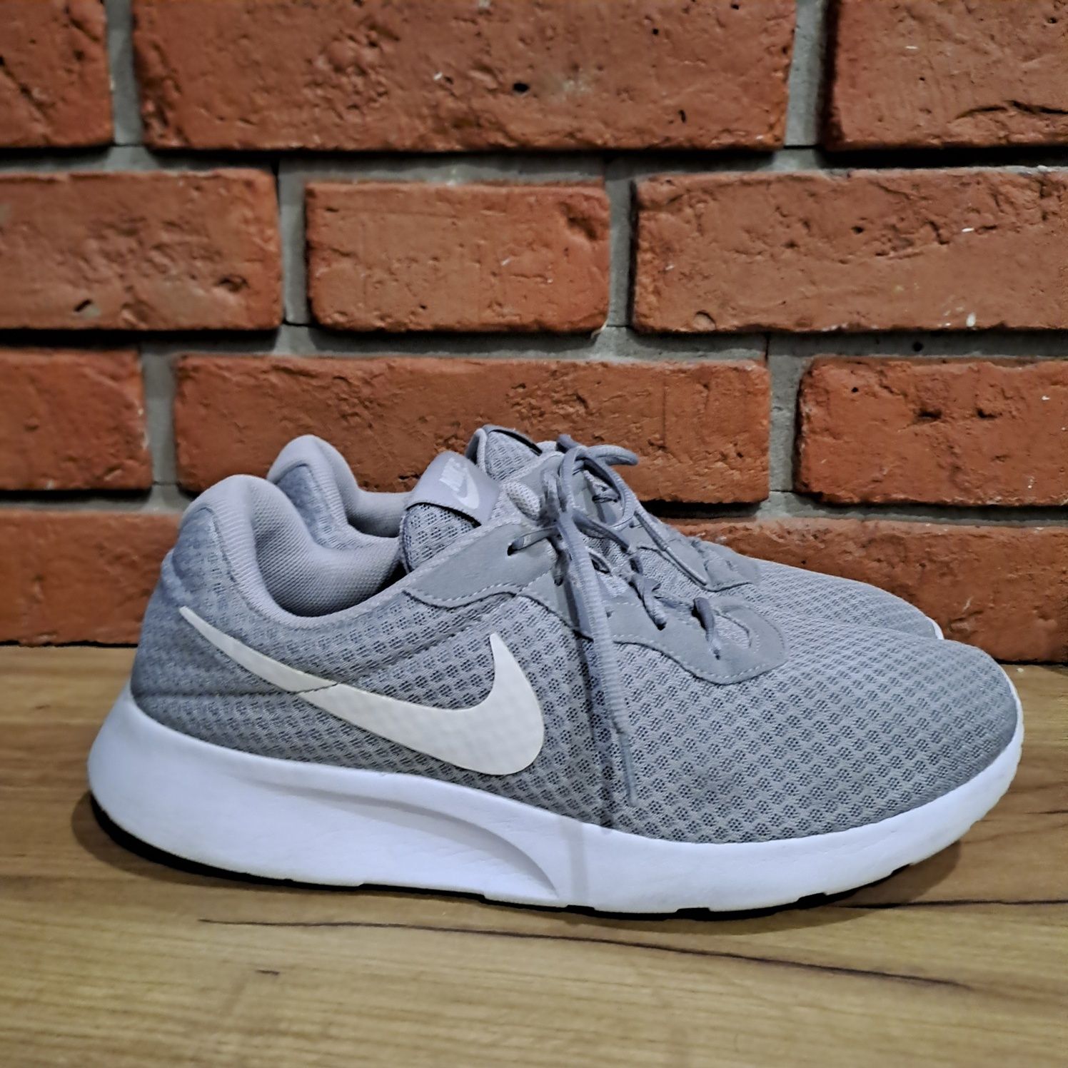 Buty Nike Tanjun 812654 w rozmiarze 45.5