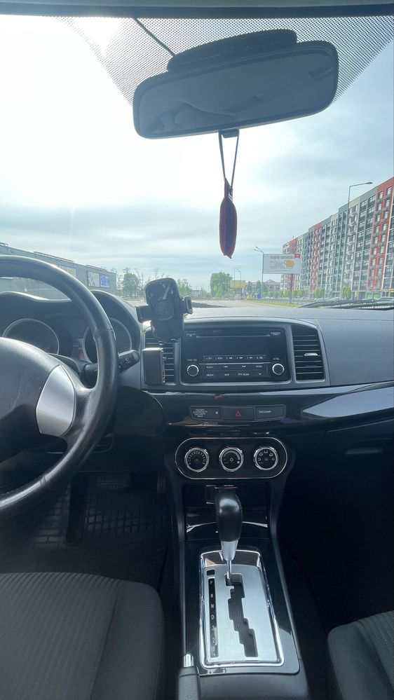 Mitsubishi lancer X