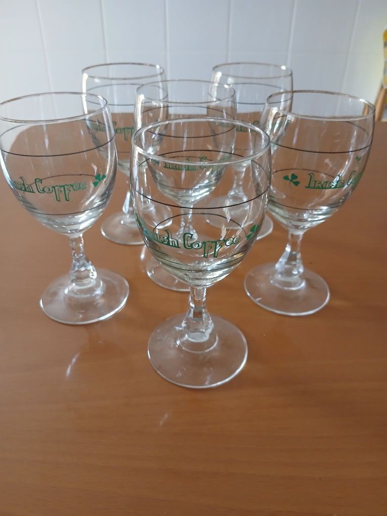 6 Copos de Licor "Irish Coffee"