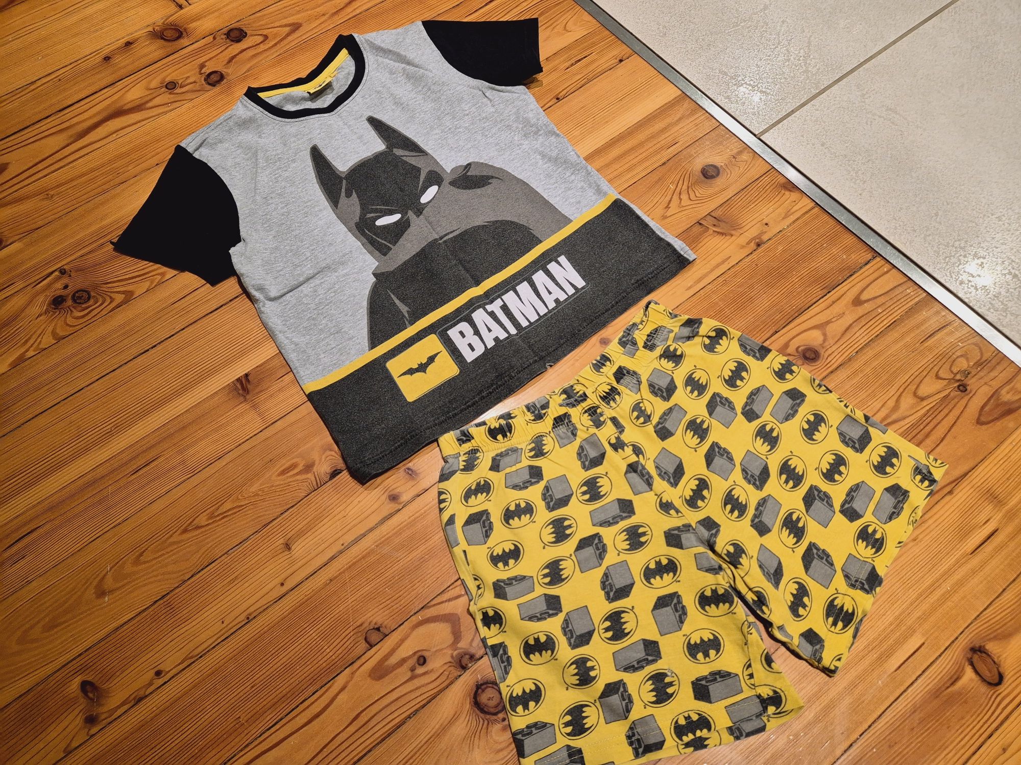 Piżama 128 Reserved Lego Batman piżamka krótkie spodenki i T-shirt