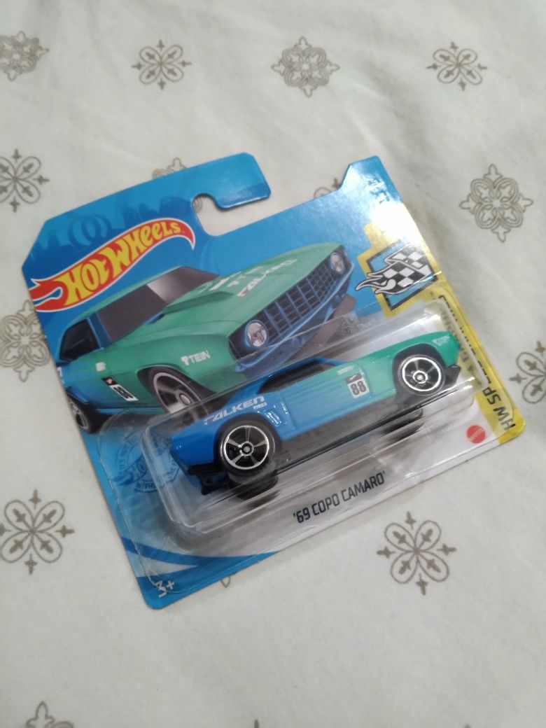 Hot Wheels '69 Copo Camaro Falken