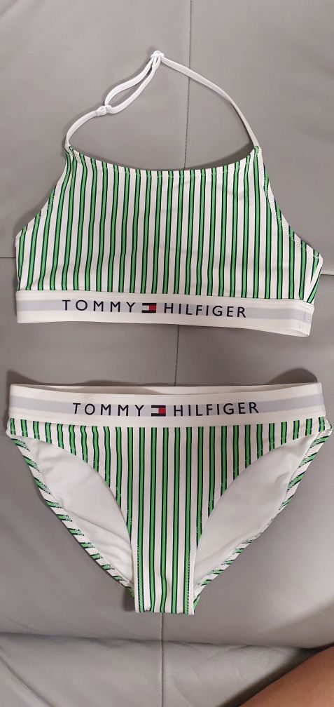 Stroj kapielowy Tommy Hilfiger 10/12 lat