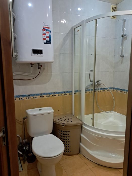 Сдам 2 комнатную квартиру  холодная гора, 1 минута метро,6/9 дома