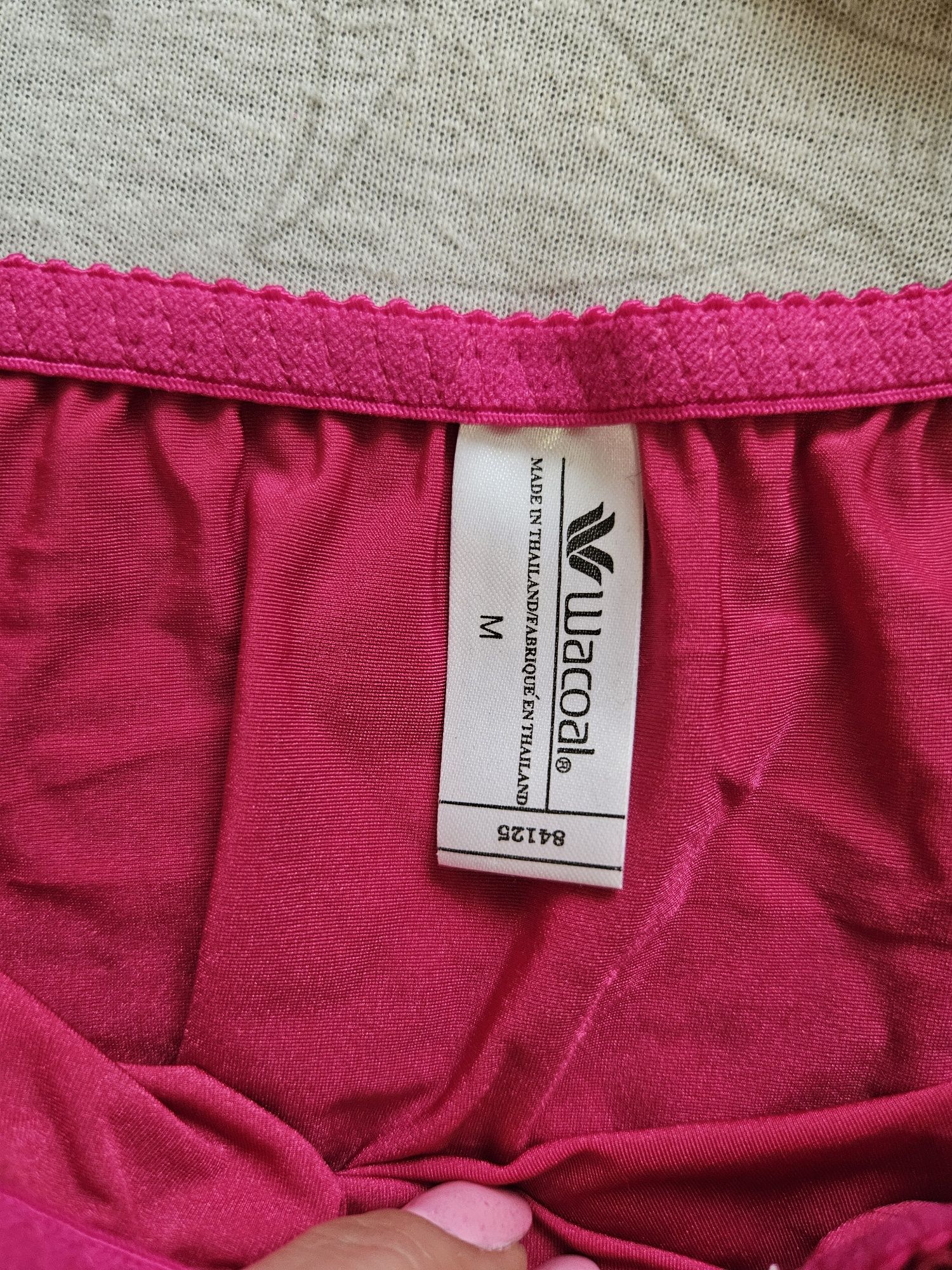 Komplet bielizny damskiej Wacoal 80D i M