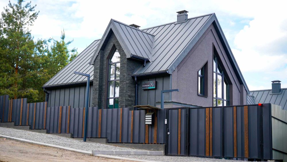 КОТЕДЖ! 152 м² у сосновому лісі з озером поруч — Віта-Поштова