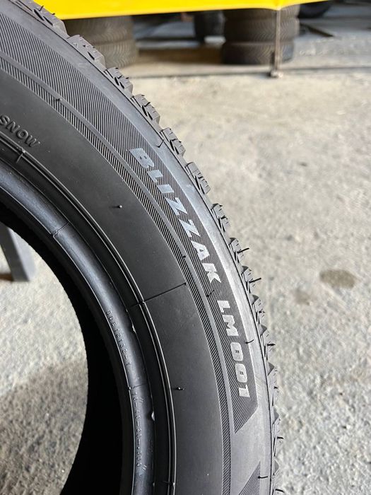 Шини 205/60 r16 96H Bridgestone Blizzak LM001 2020рік (325)