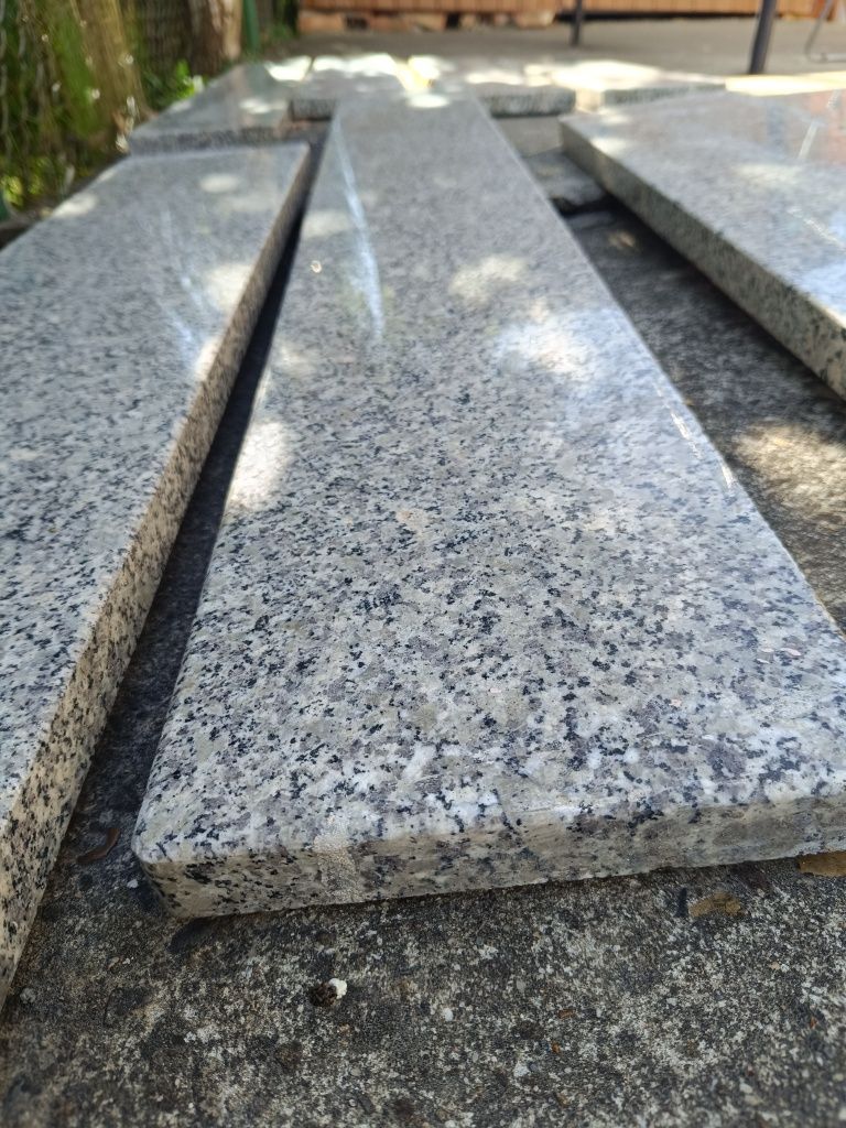 Parapety marmurowe z demontażu