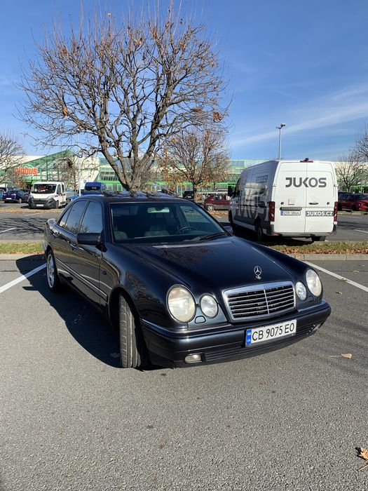 Mecedes-Benz W210