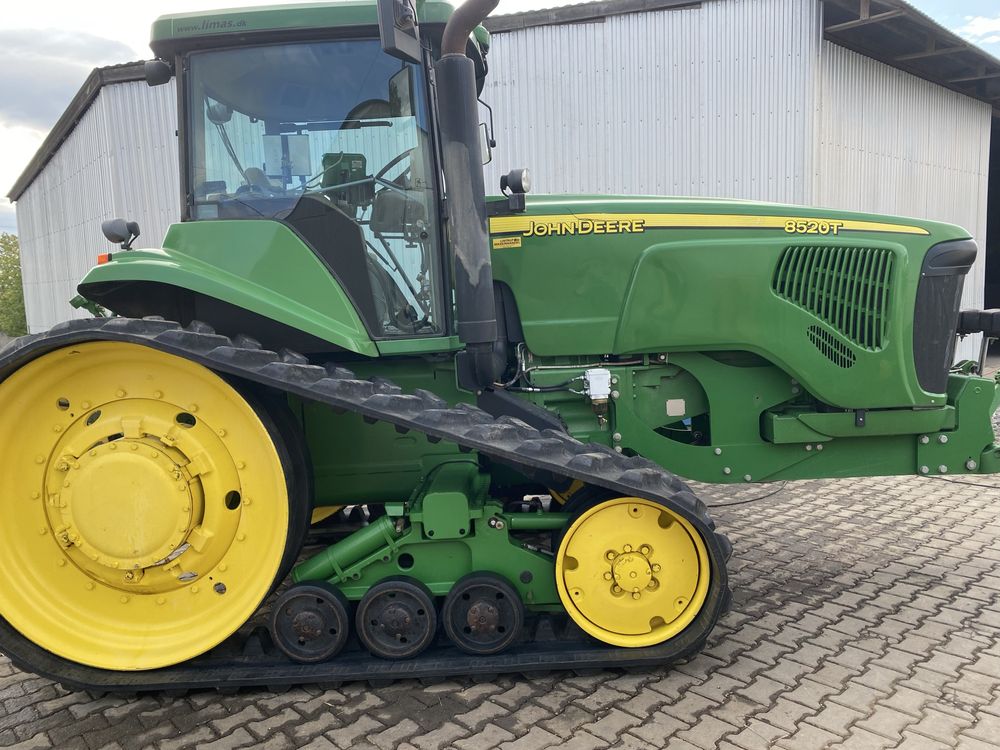 Трактор john deere 8520T