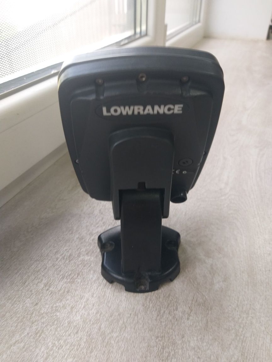 Ехолот Lowrance 4X pro