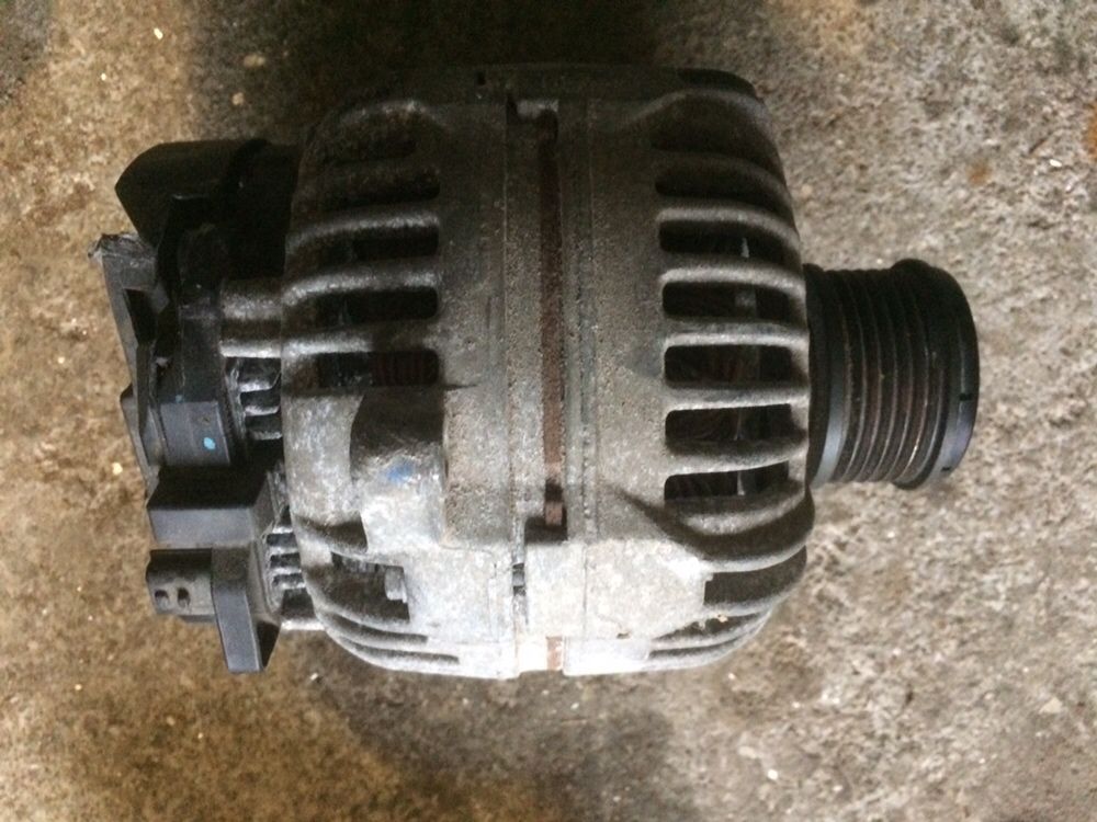 Vendo alternador Renault megane 3 1.5 dci 2007/2012