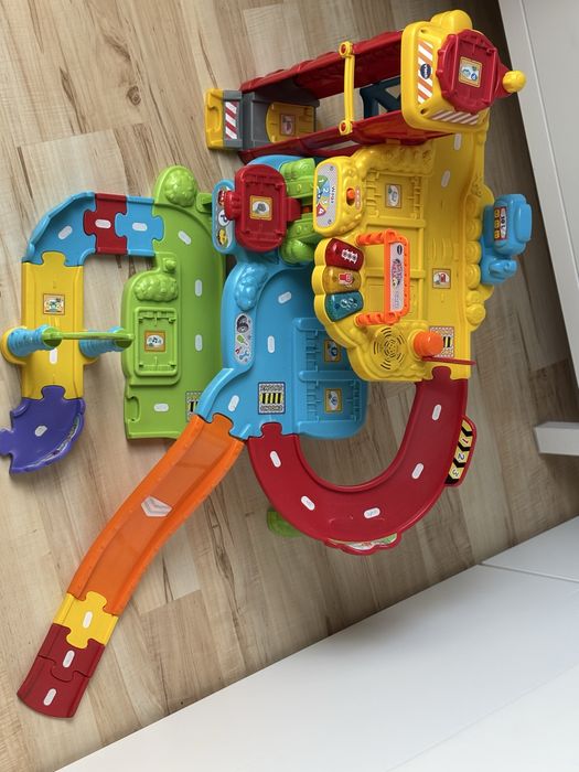 Garaż vtech autka tut tut sprawny