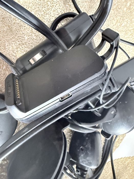 Nawigacja MiO i Garmin + kable-tanio i uczciwie