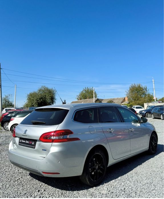Продам Peugeot 308 2016