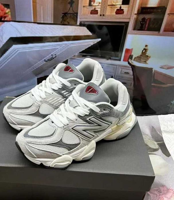 buty_new Balance 9060 Navy Grey Espadryle/ Rozmiar 41.5