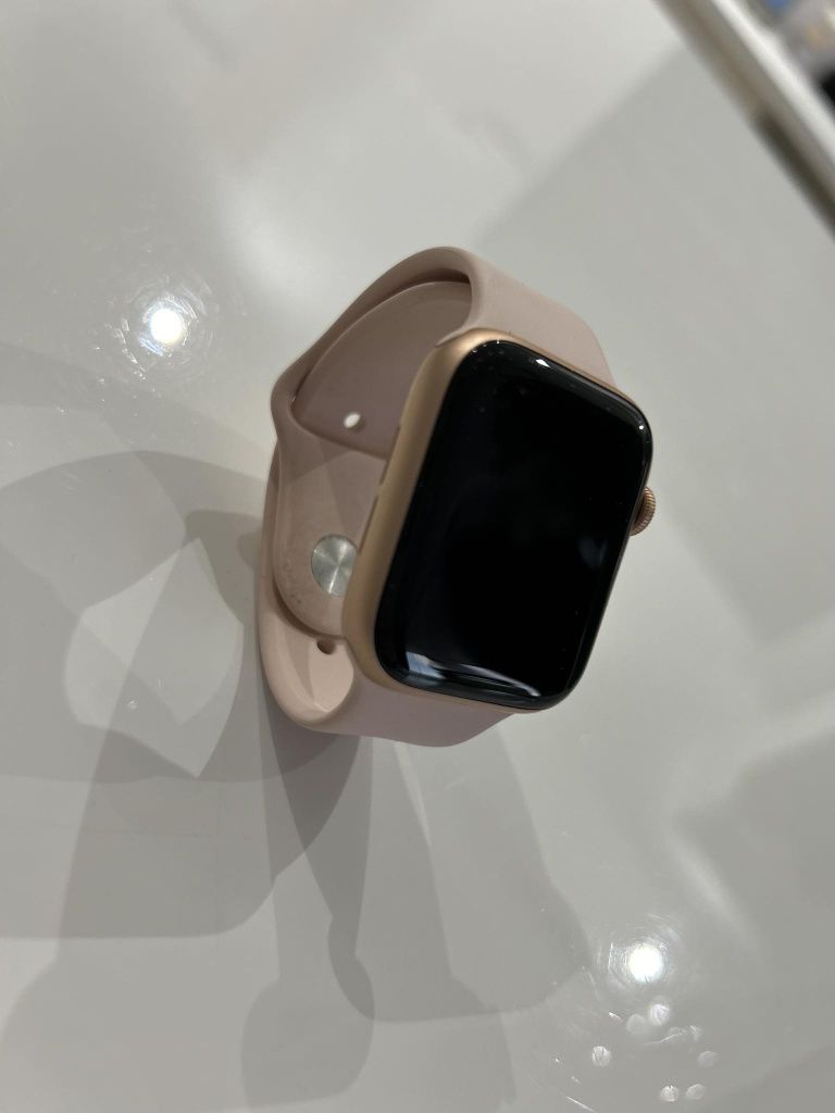 Apple Watch Series 6