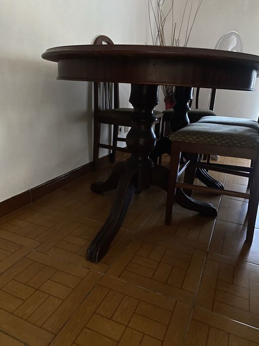 Mesa jantar com cadeiras