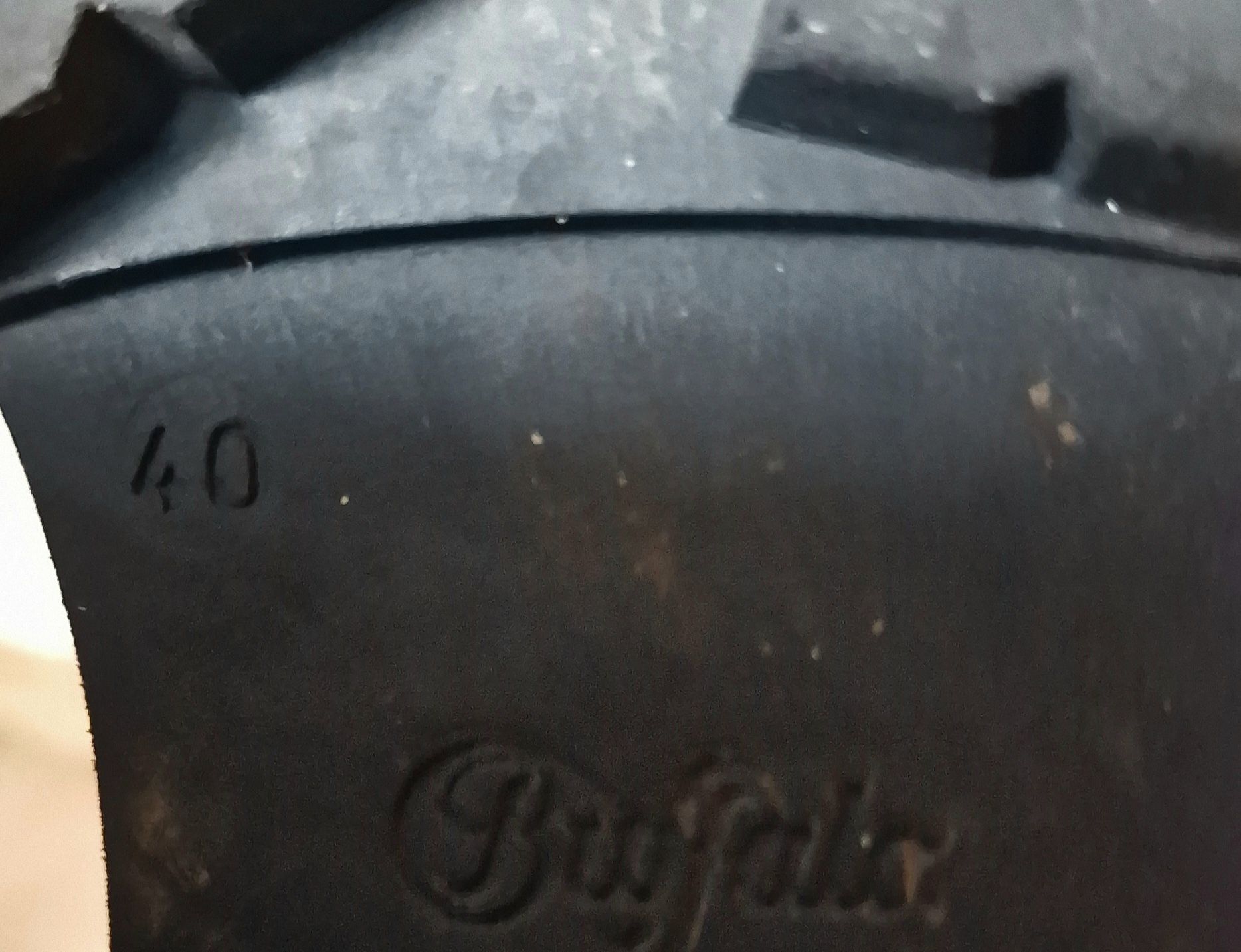 Buffalo rozmiar 40 botki skórzane buty