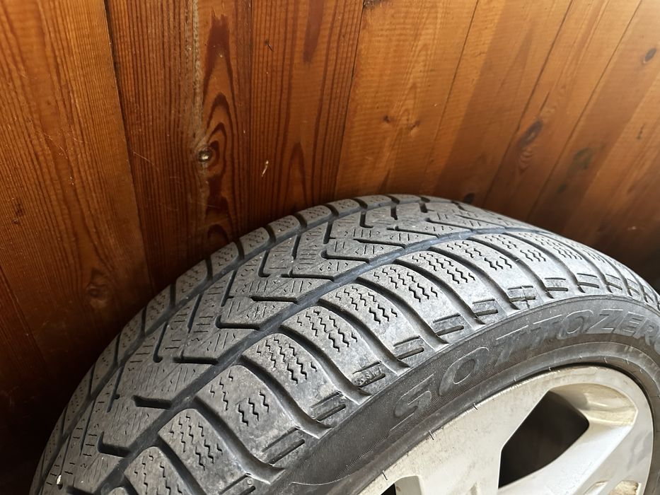 Зимняя резина с дисками 225/45 R17, 5 112 17