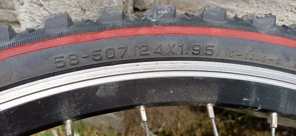 Rower górski 24 CYCO rama aluminiowa przerzutki Shimano