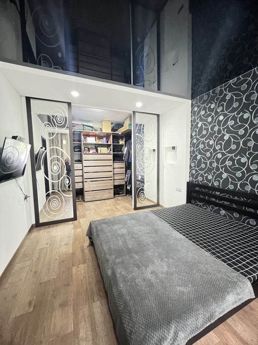 Продаж 3 х кімн кв 82кв метра !