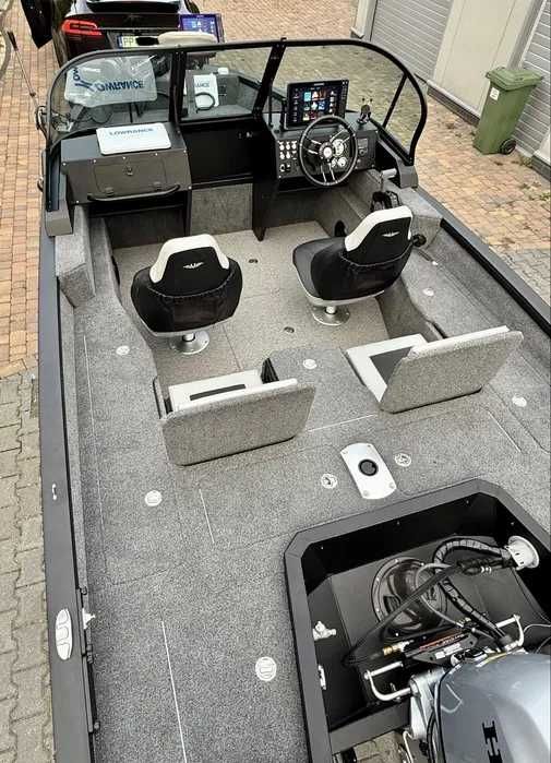 VBOATS FISHPRO50 / Honda 100 / Lowrance Ghost, HDS 12’/ Respo