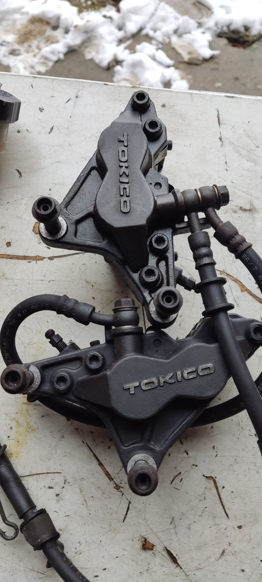 Suzuki GSX-R srad  pompa hamulcowa przewody zaciski