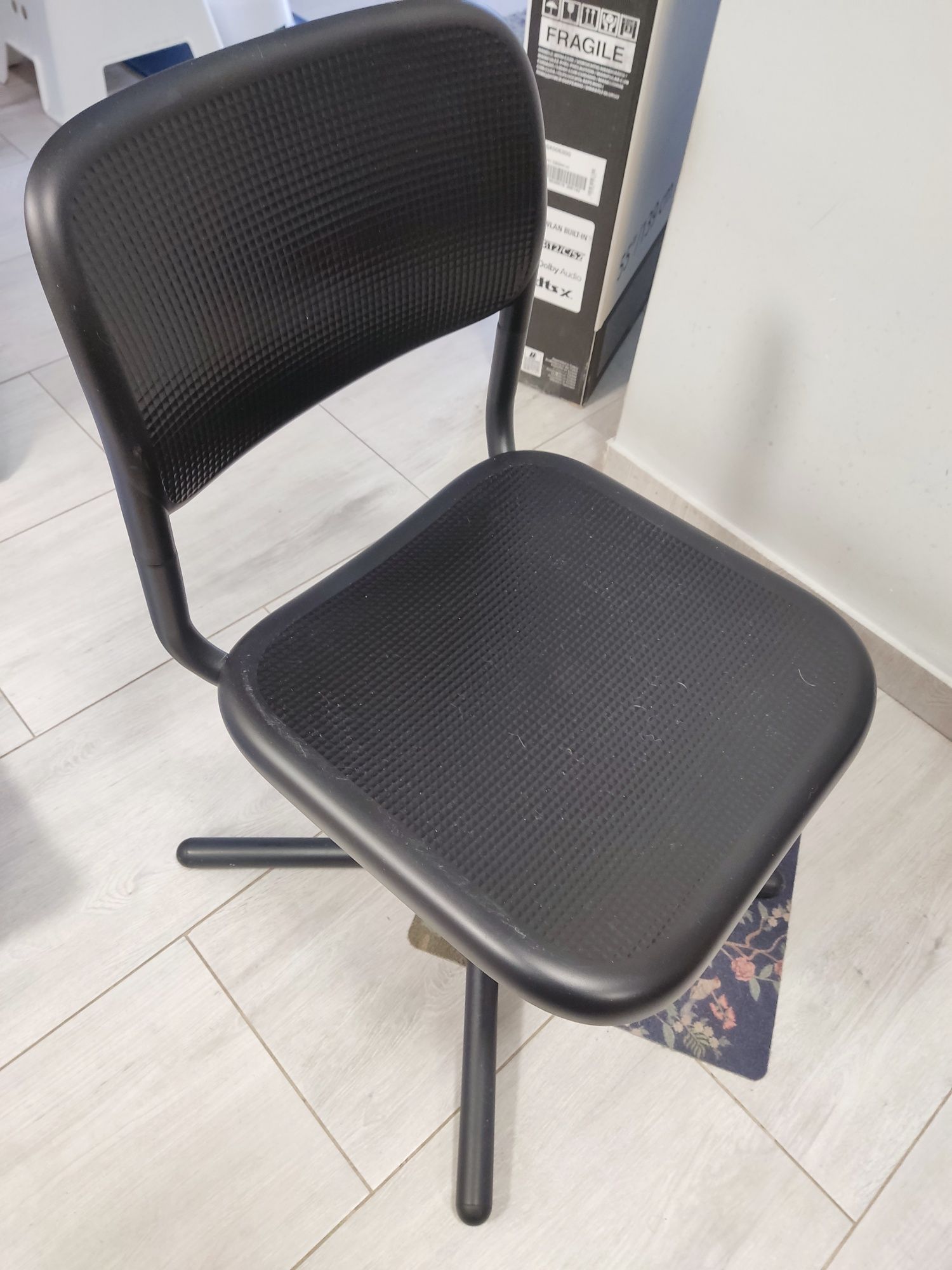 Krzesło biurowe Ikea SMÄLLEN
