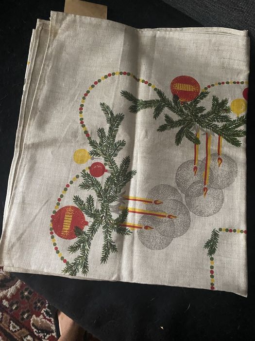 Nowy prostokatny  obrus