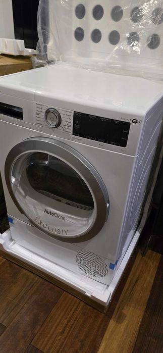 Suszarka Bosch z pompą ciepła - WTX87KH0BY