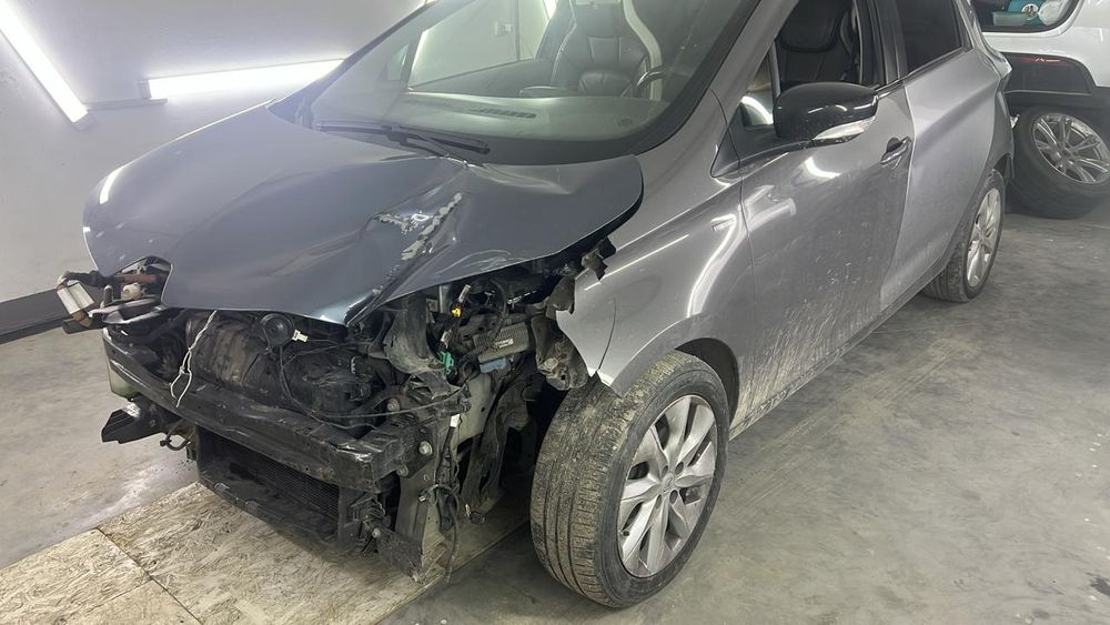 Renault zoe 2017 рік / 41 кв / 115000км після дтп