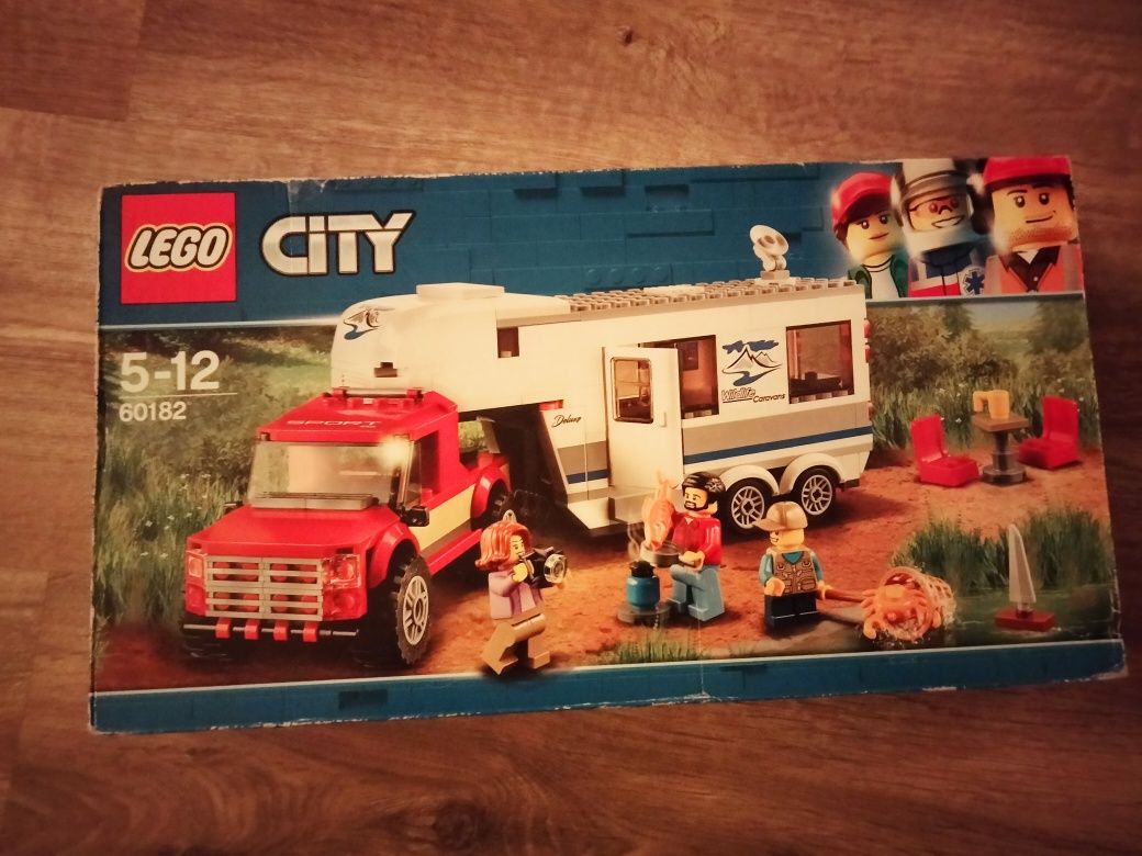 LEGO® City 60182 - Pick-up & Caravana