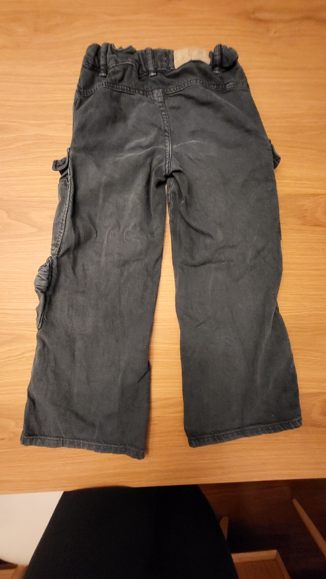Calças ZARA estilo cargo para menina