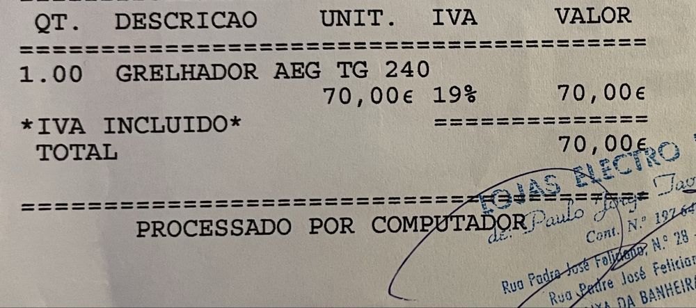 Grelhador eléctrico da marca AEG