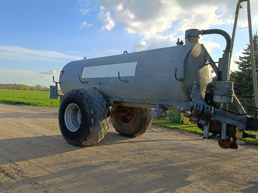 Beczkowóz 8000 które garant joskin pichon meprozet