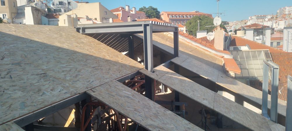 Serralheiro, soldador, telhados, estruturas metálicas, serviço de plad